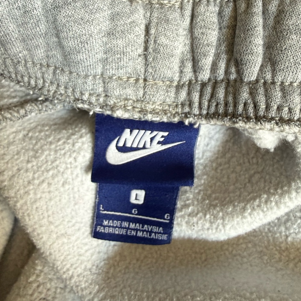 Nike Men's Heather Gray Joggers - Picture 3 of 3